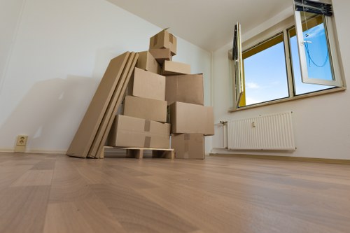 Organised self storage space in Swiss Cottage for seasonal and household items