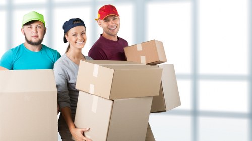 Local storage move-in process for Swiss Cottage customers